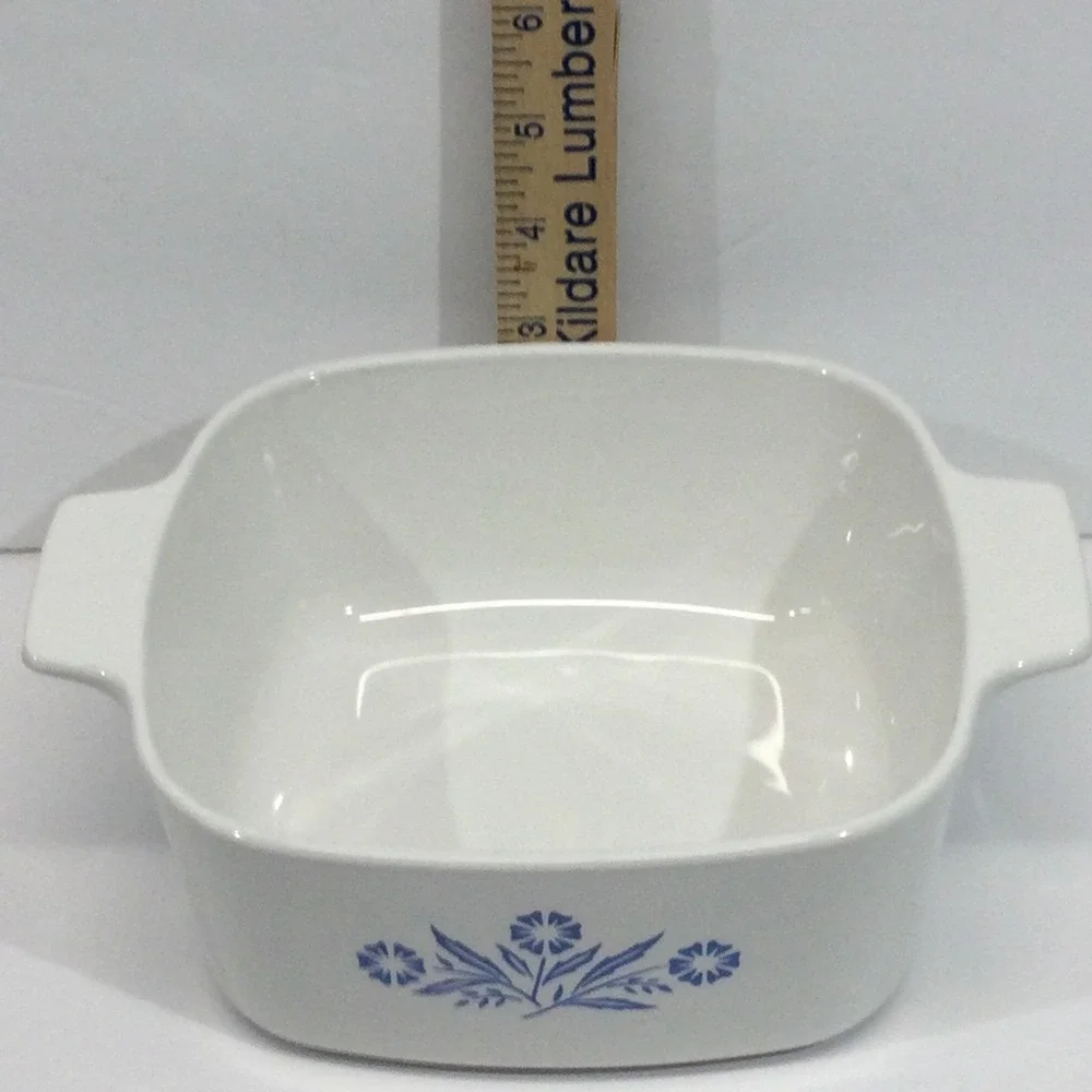 Corning Ware Casserole Dish 1.5 Quart White Blue Cornflower w/ Lid